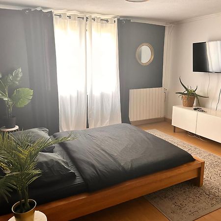 Guibert Home - Studio 2 Personnes Villeneuve-le-Roi Extérieur photo